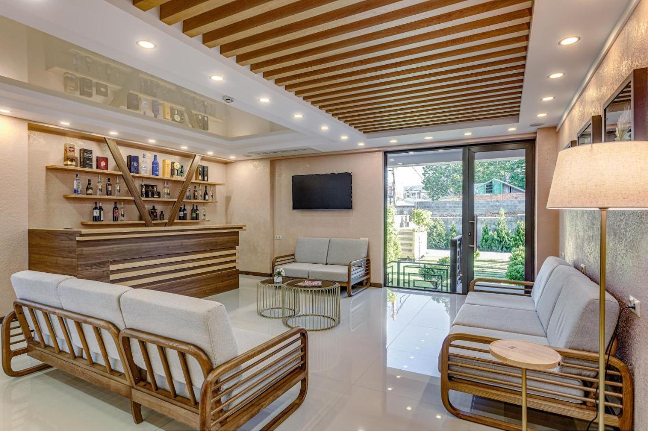 Vinum Hotel Tiflis Dış mekan fotoğraf
