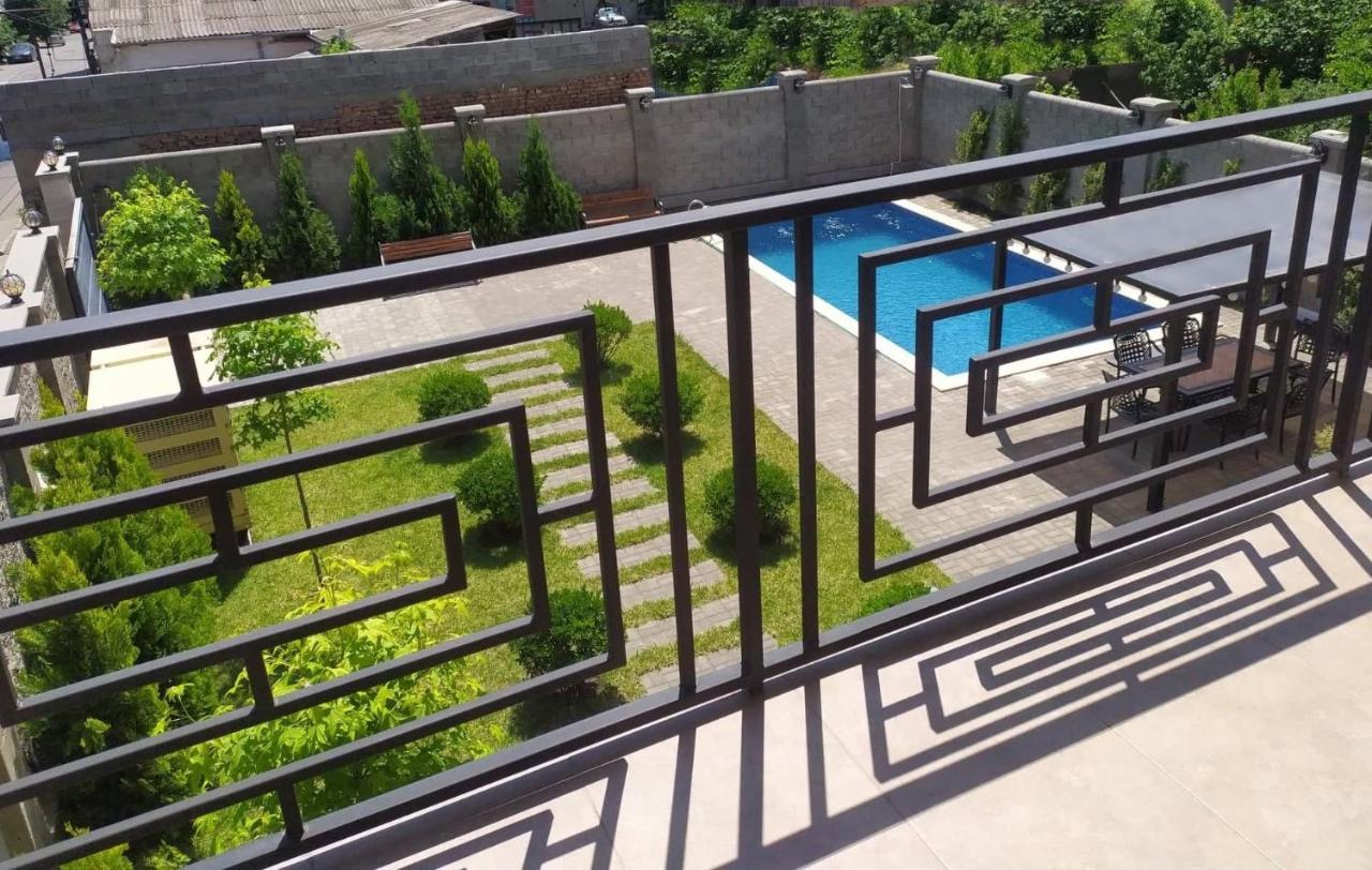 Vinum Hotel Tiflis Dış mekan fotoğraf