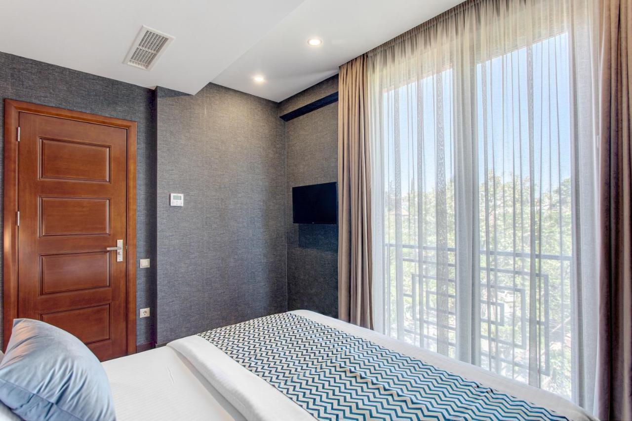 Vinum Hotel Tiflis Dış mekan fotoğraf