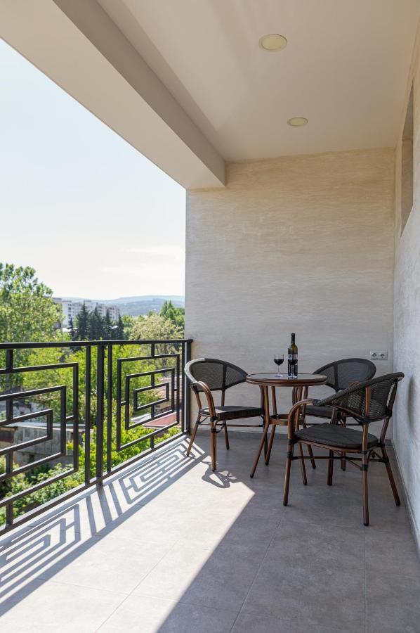 Vinum Hotel Tiflis Dış mekan fotoğraf