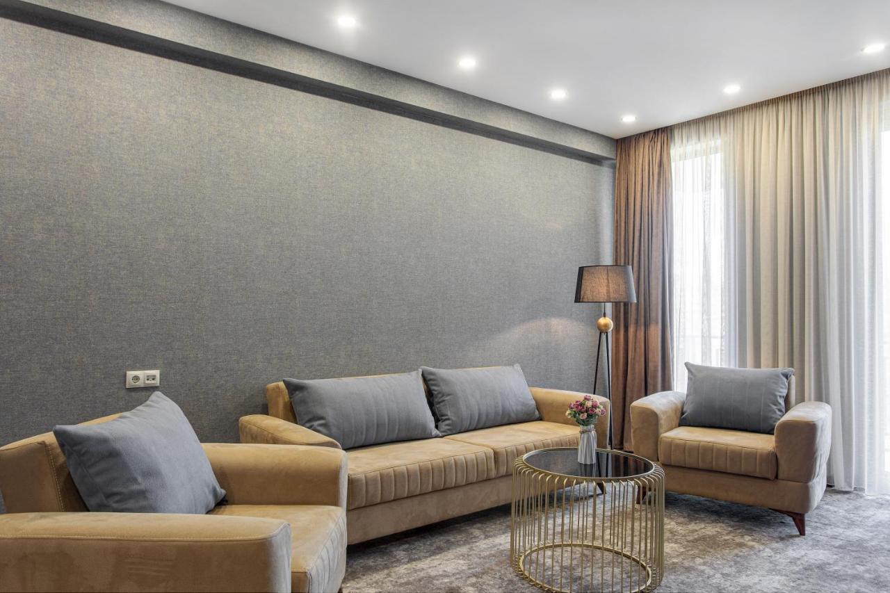 Vinum Hotel Tiflis Dış mekan fotoğraf