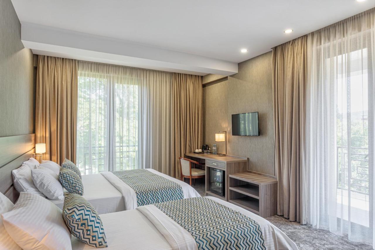 Vinum Hotel Tiflis Dış mekan fotoğraf