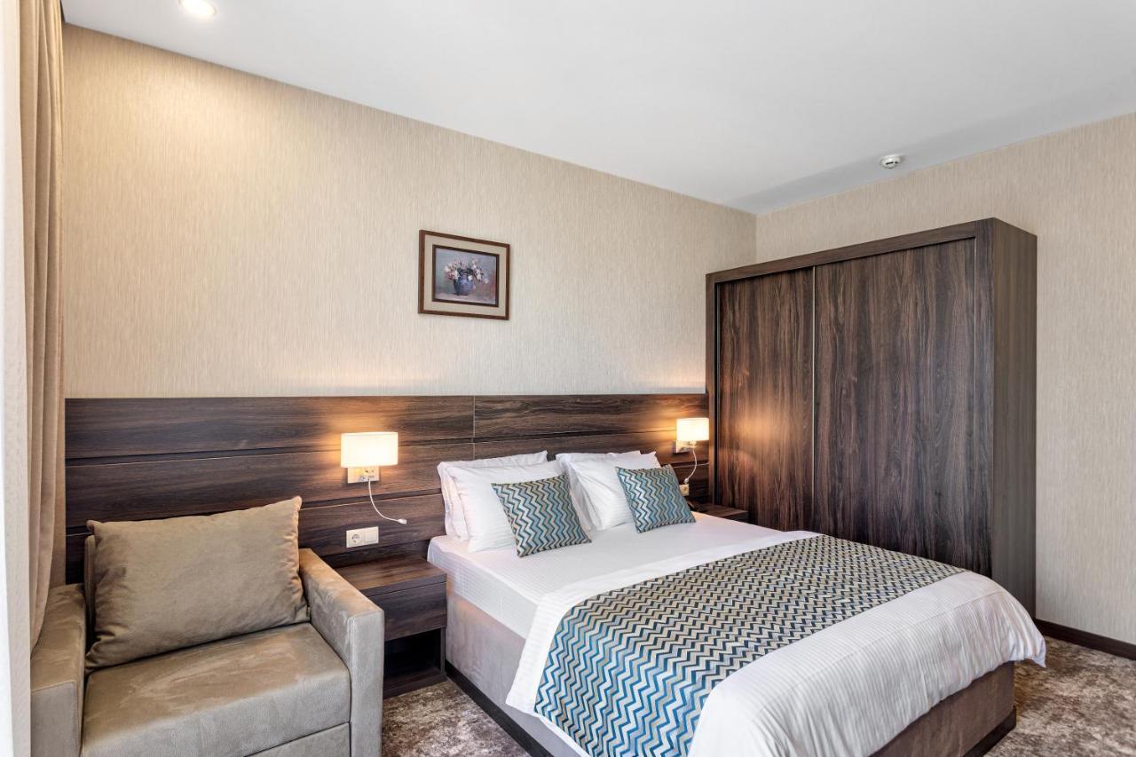 Vinum Hotel Tiflis Dış mekan fotoğraf